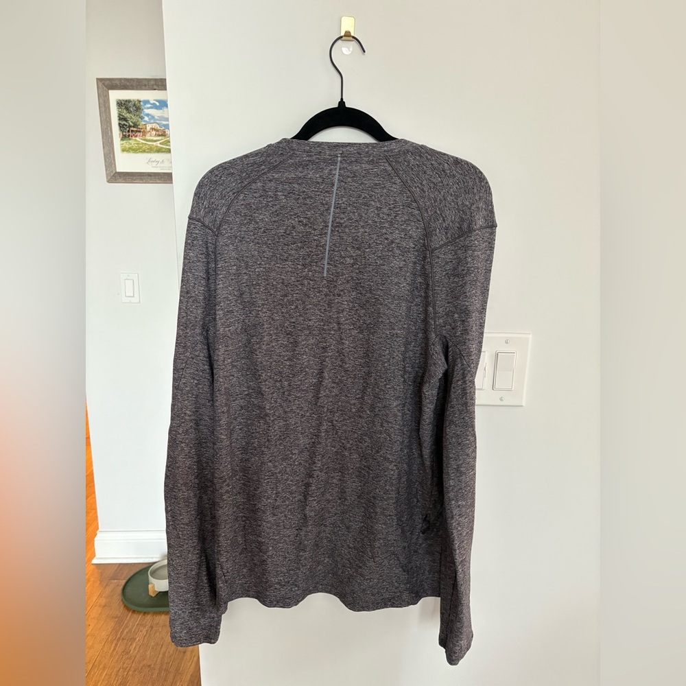 Lululemon | Surge Warm Crew Heather Black Long Sleeve Pullover - Picture 2 of 4
